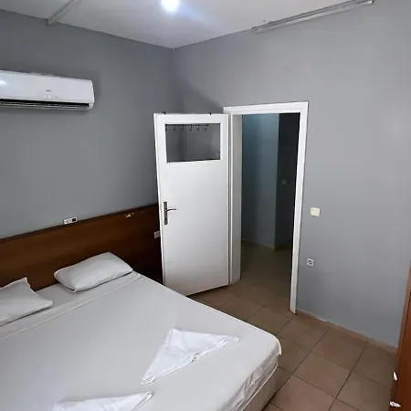 Respect Aparthotel