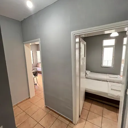 Respect アパートホテル