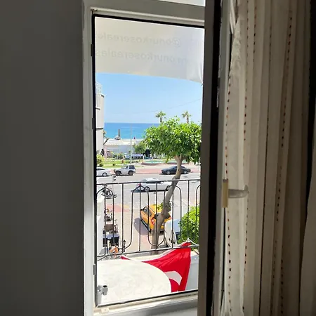 Respect アパートホテル アランヤ